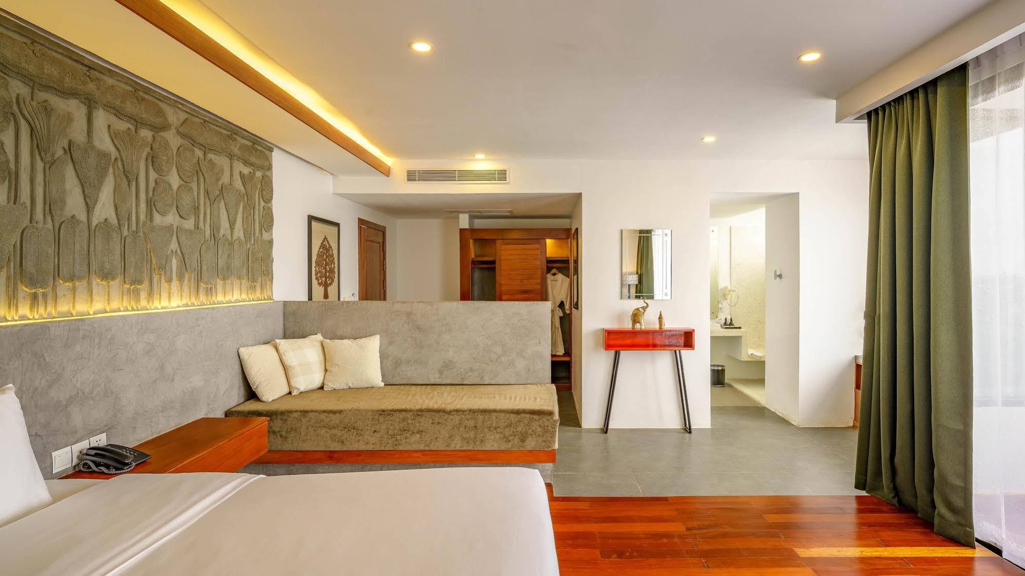 Secondfold Residence