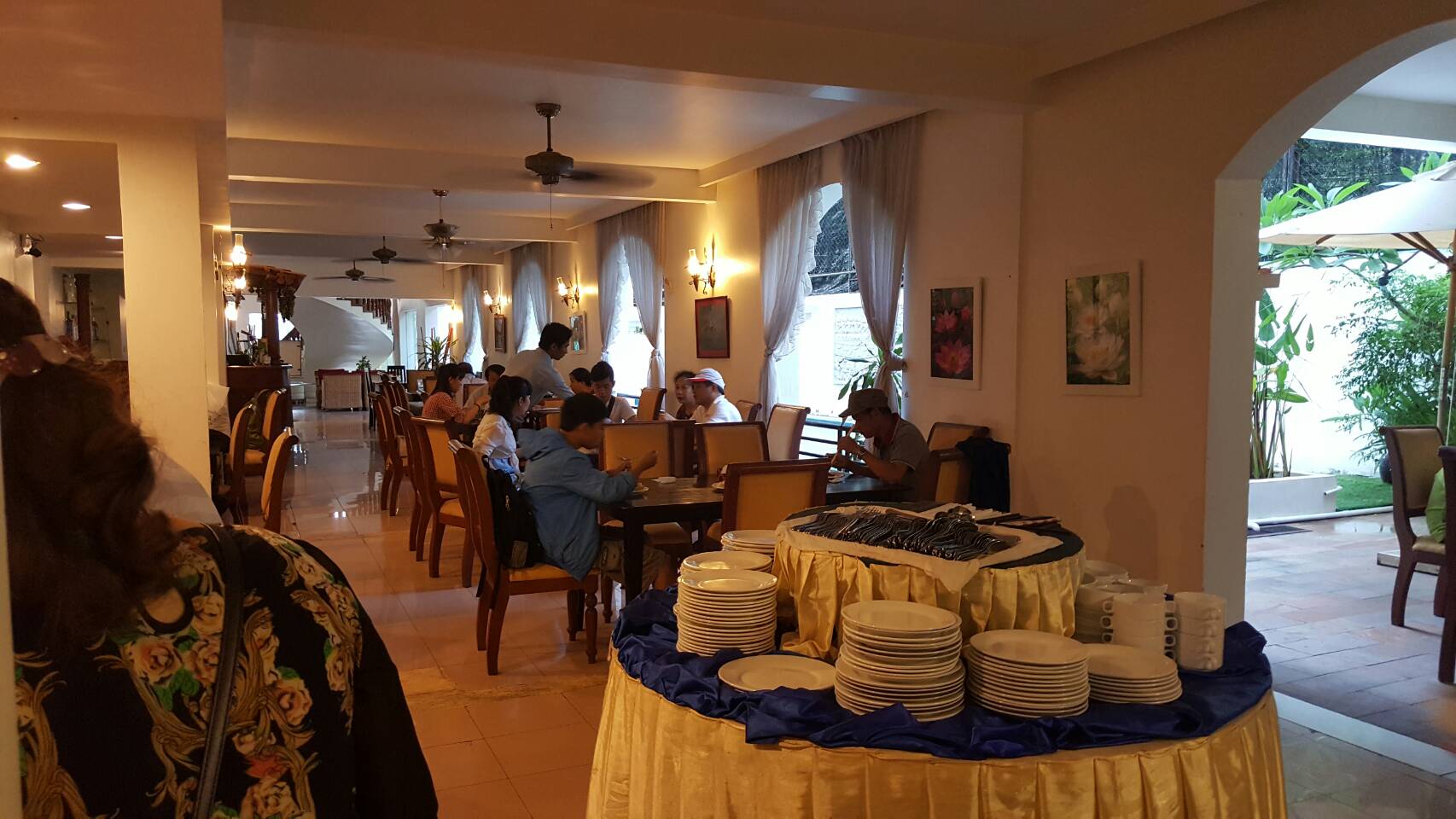Angkor Vireak Chey Hotel