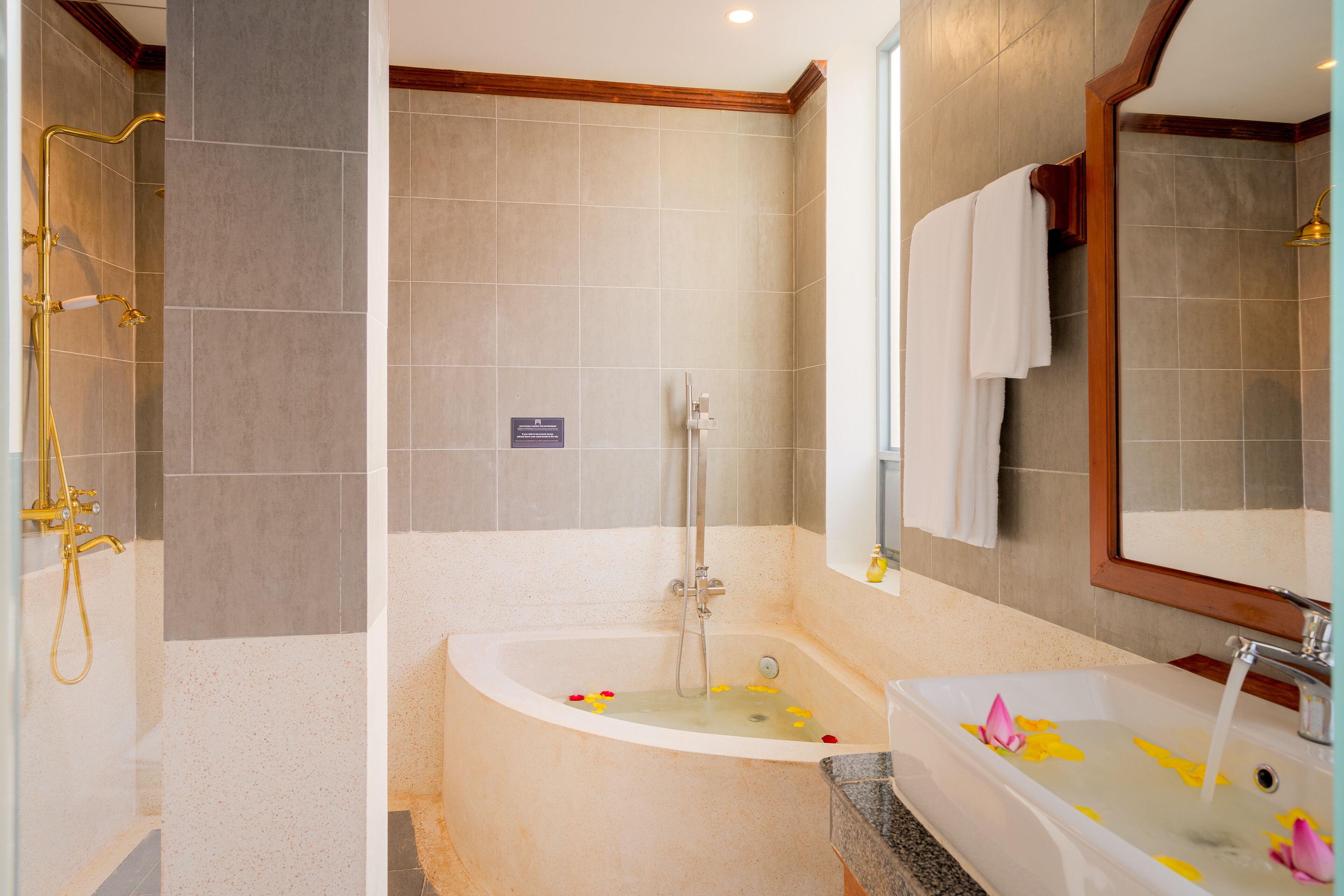 GZ Premier Luxury Residence & Spa