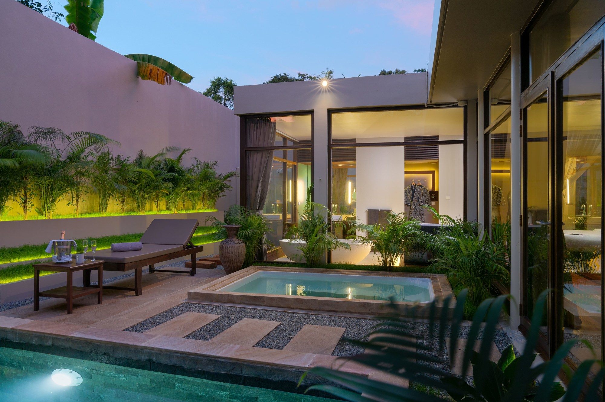 Heritage Suites