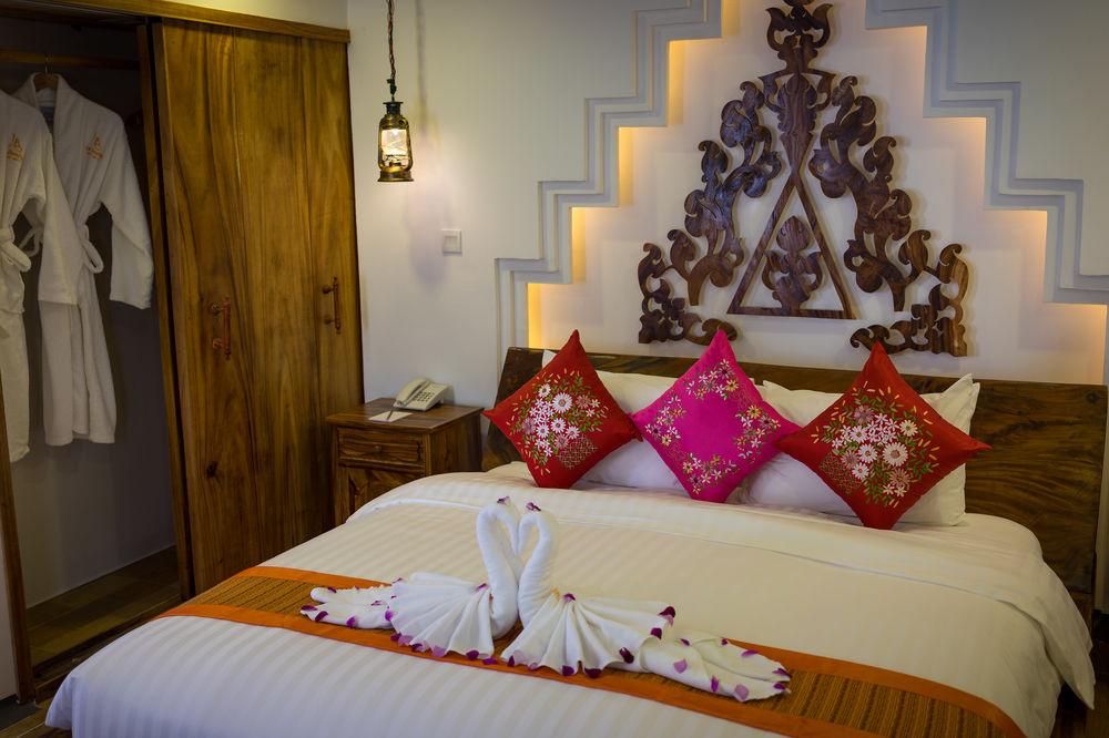 Les Bambous Luxury Hotel