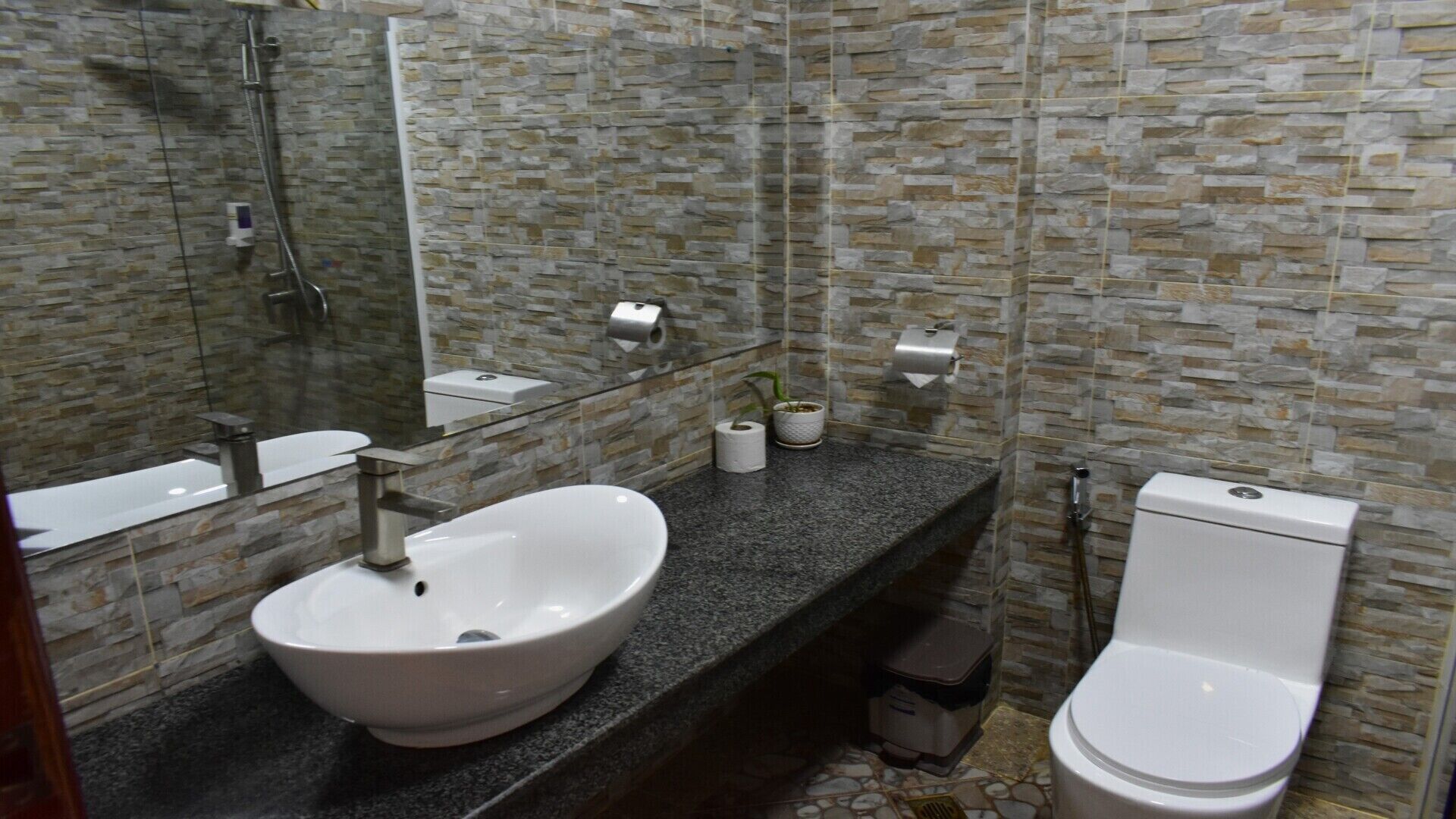 Mad Monkey Hostel Siem Reap