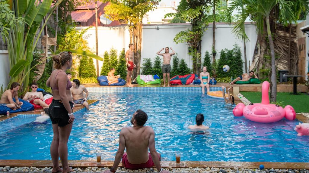 Mad Monkey Hostel Siem Reap