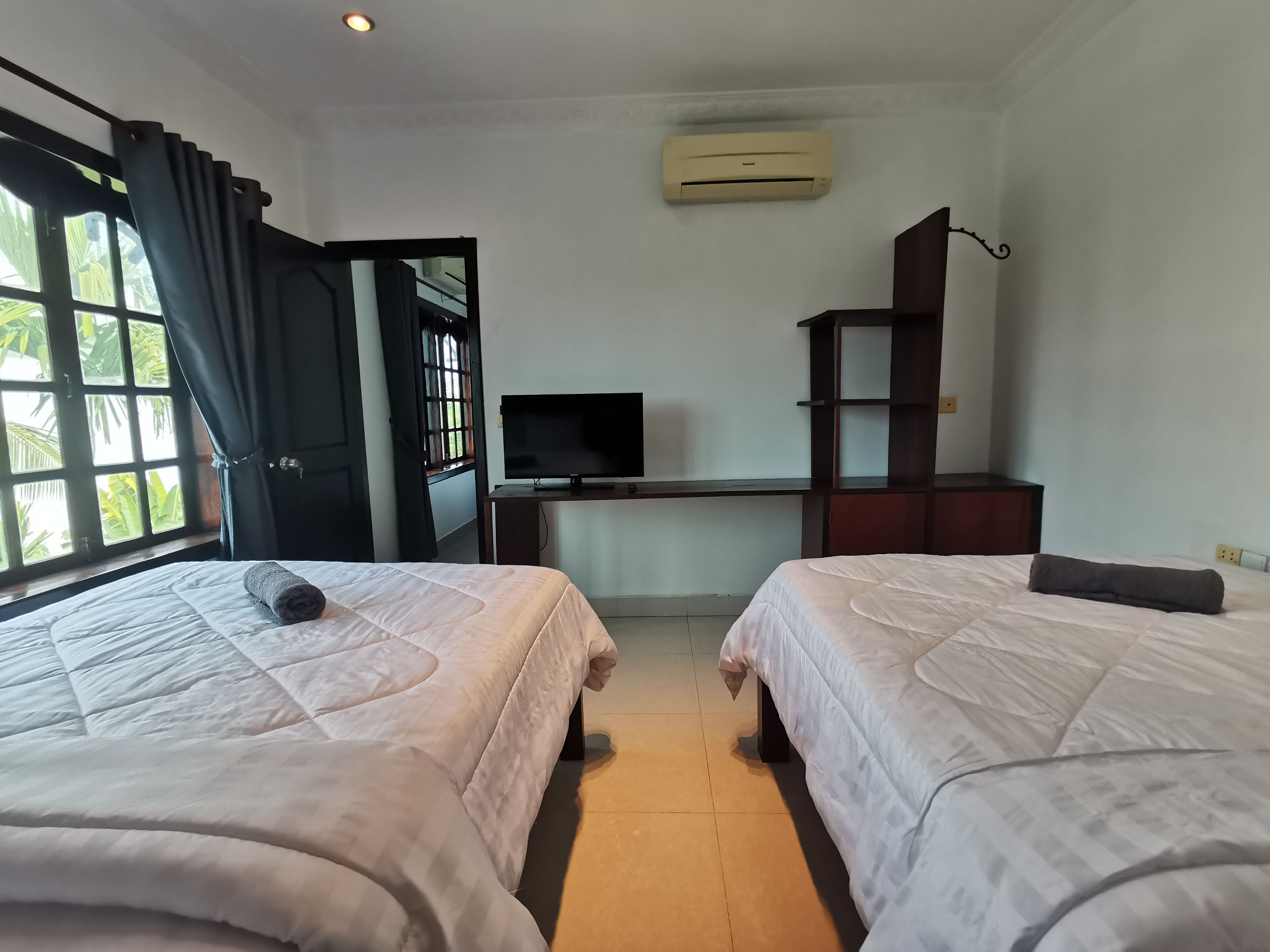 Mad Monkey Hostel Siem Reap