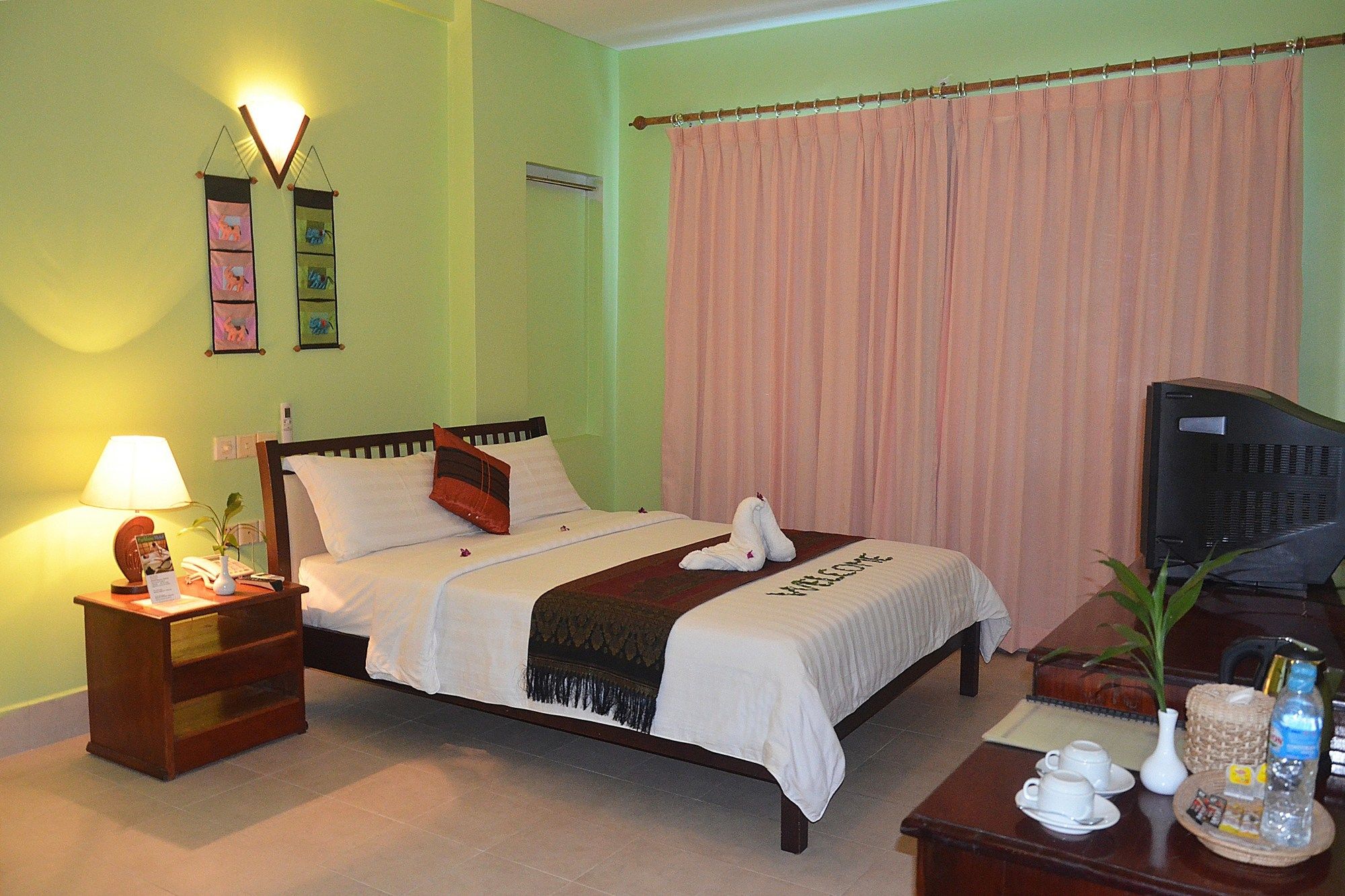 Parklane Hotel
