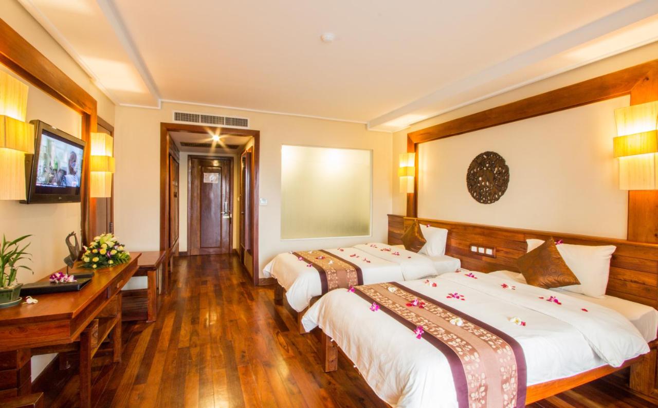 Royal Empire Hotel