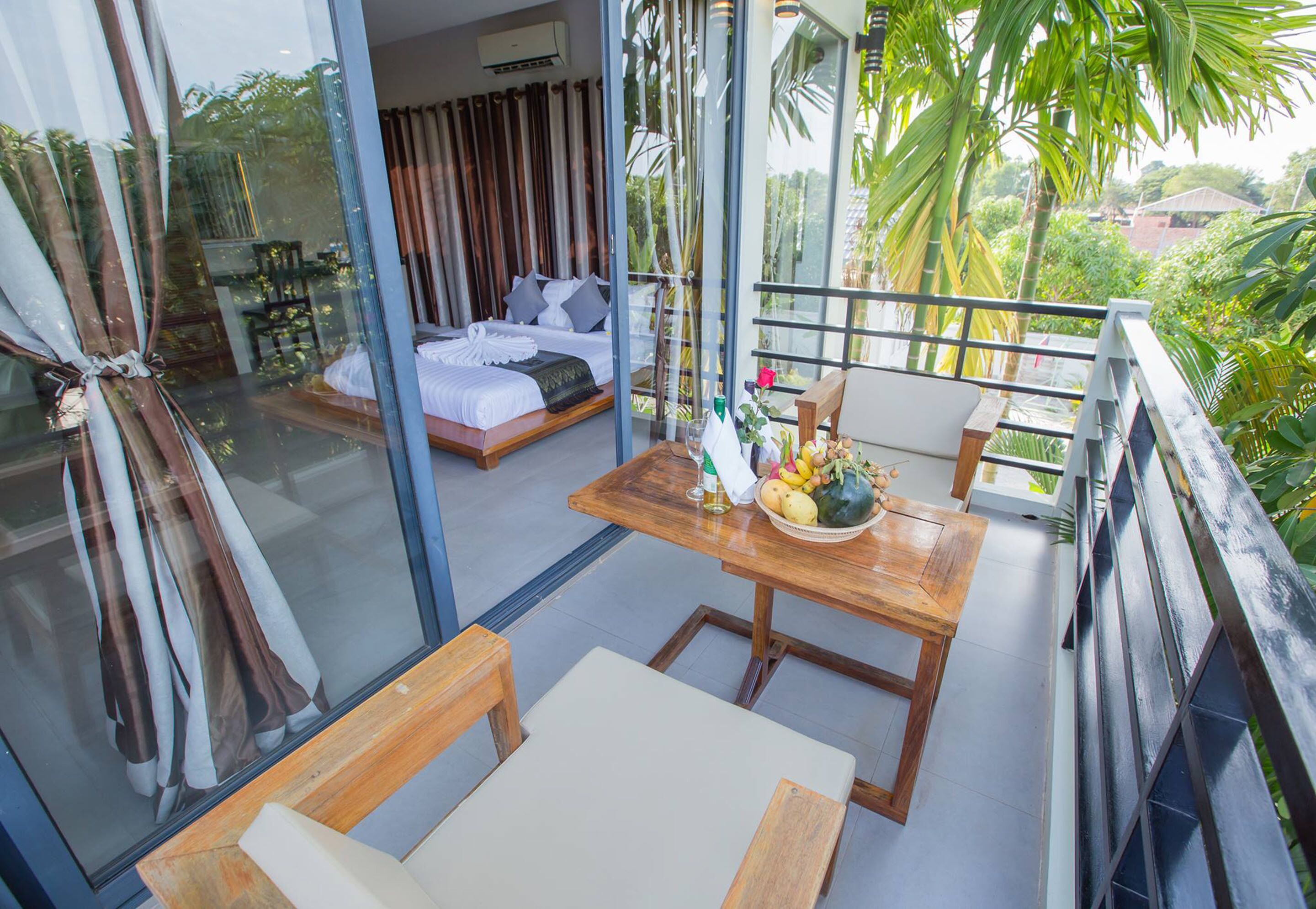 Saline Private Pool Villa