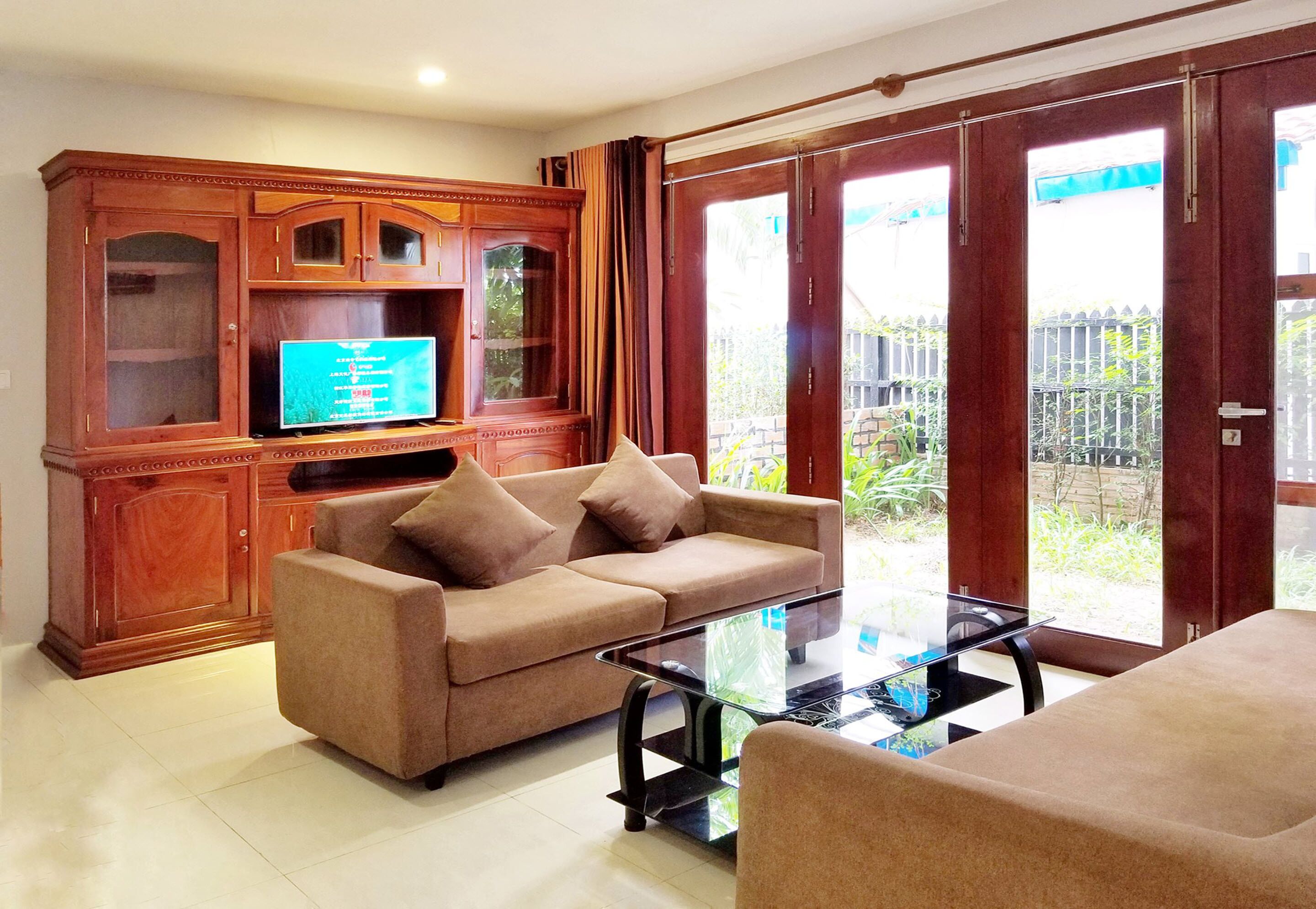 Saline Private Pool Villa
