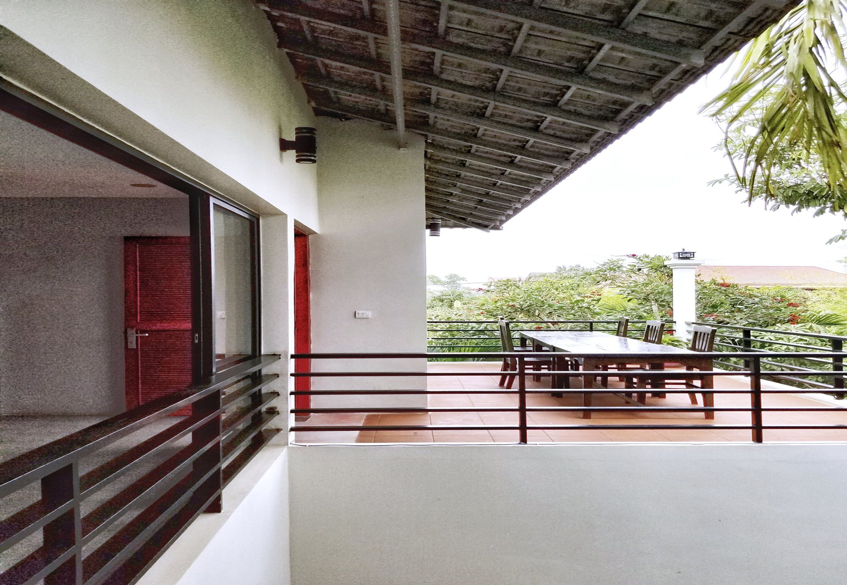 Saline Private Pool Villa