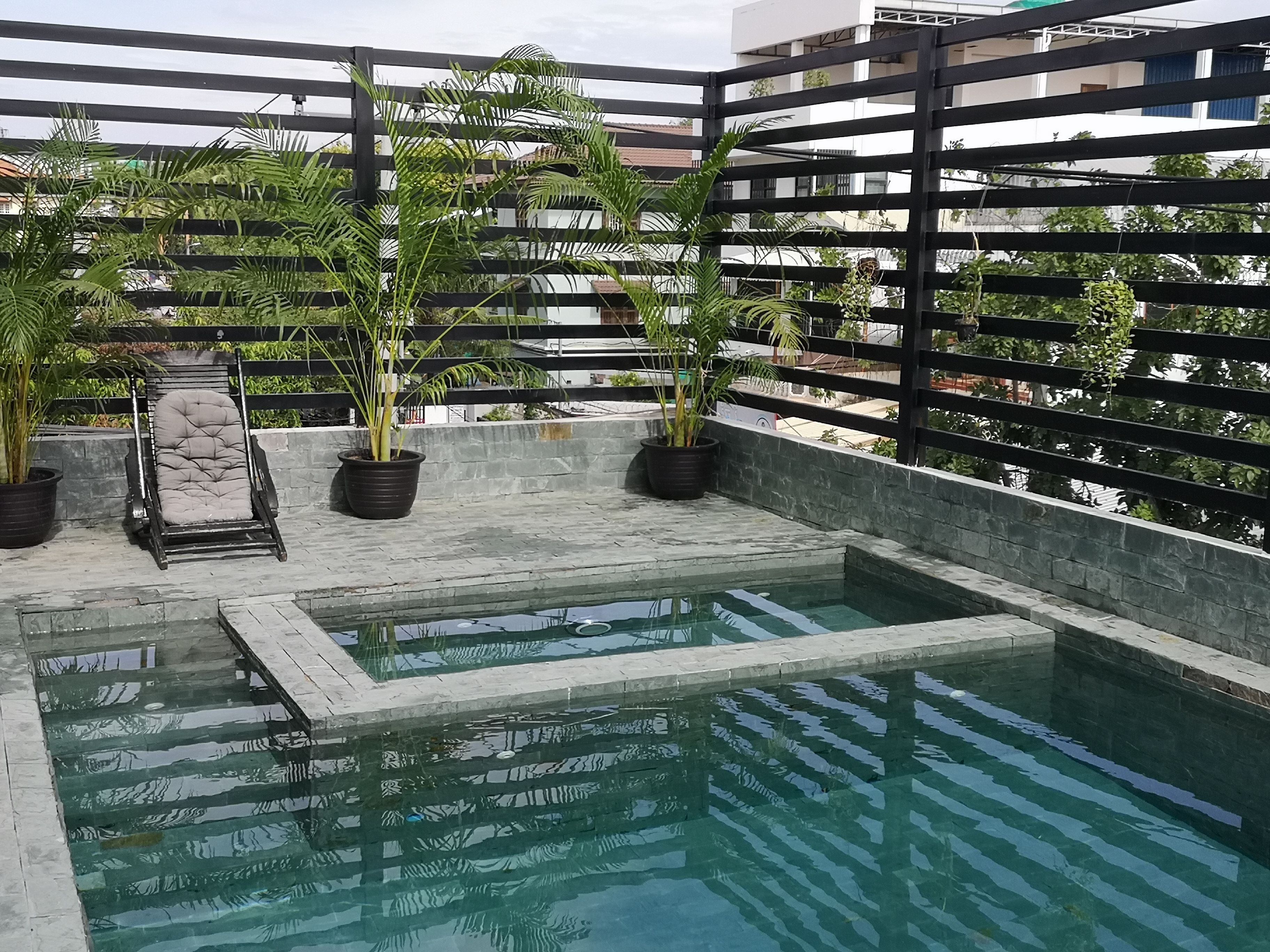 Taro Residence