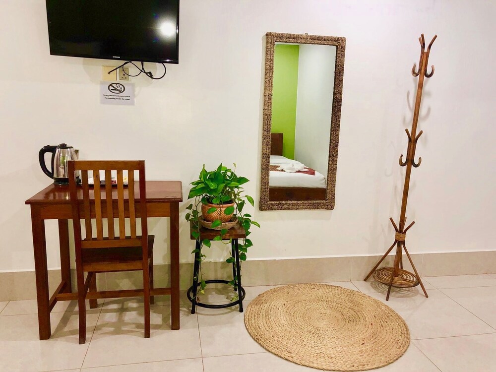The Golden Gecko Villa
