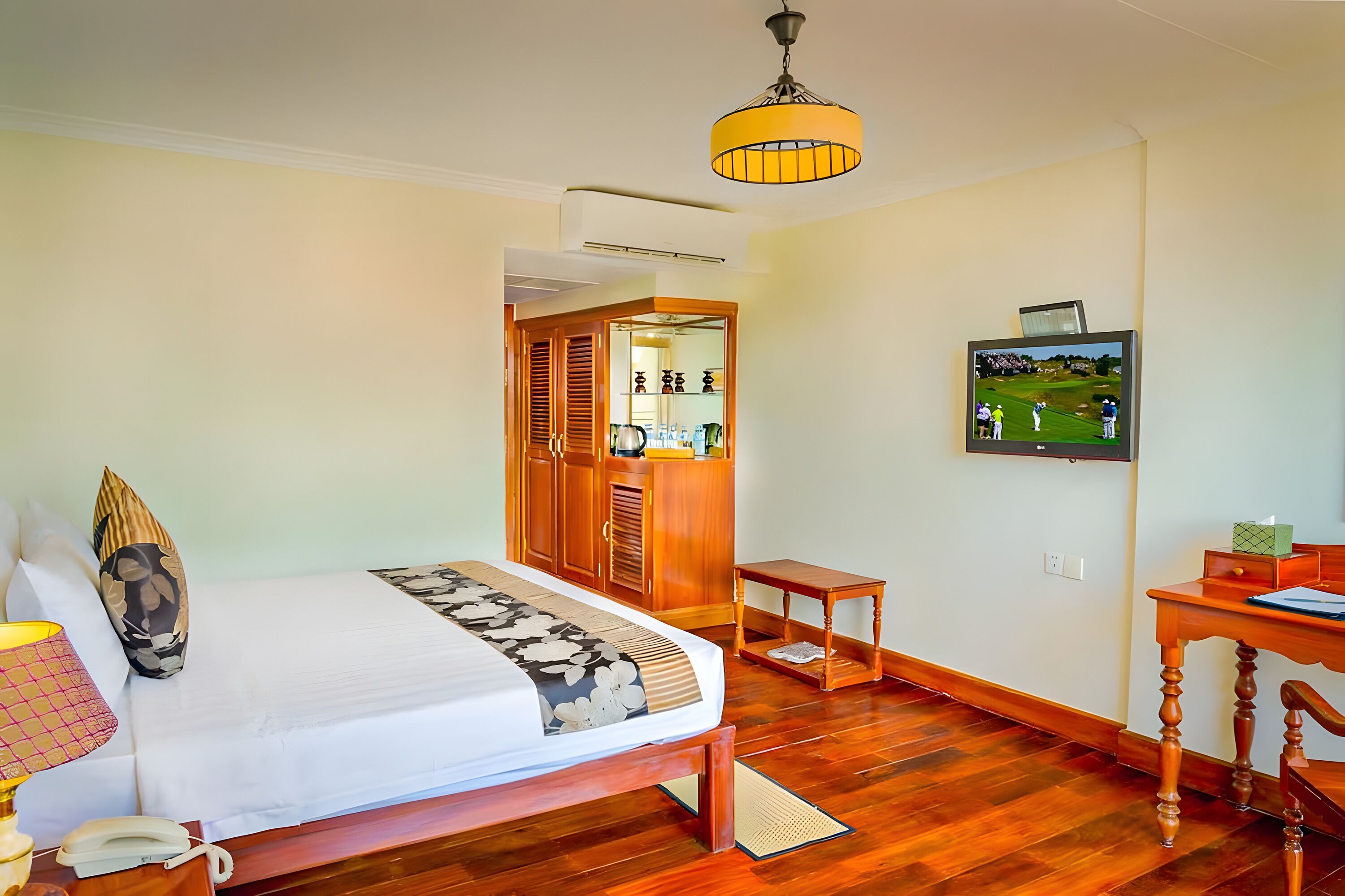 Yasodharapura Residence