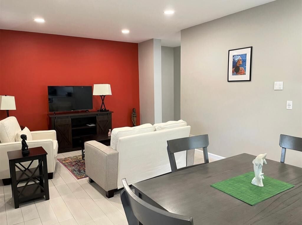 Hillsboro Residence & Suites Condo Hotel