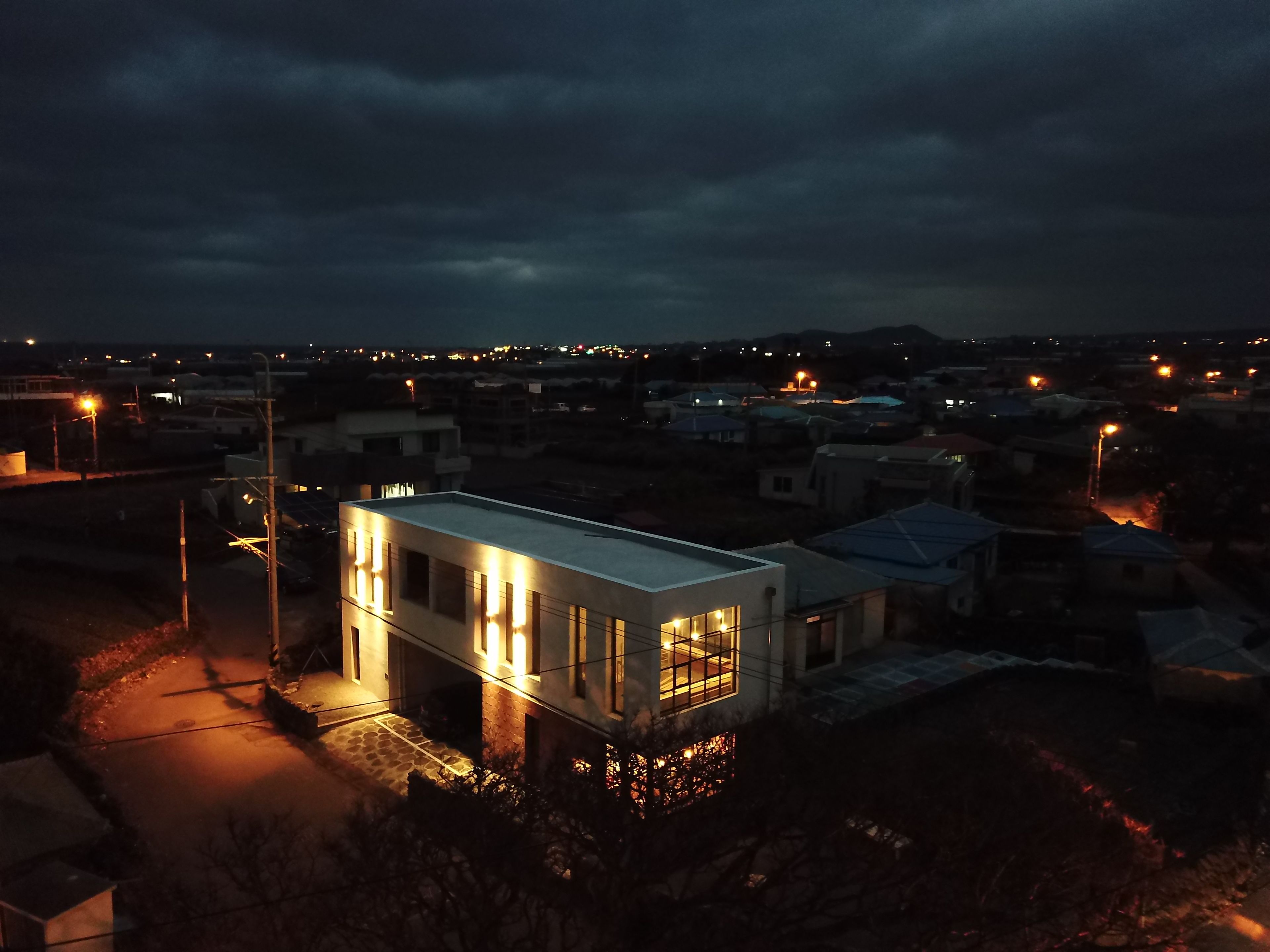 Acoustic Mansion
