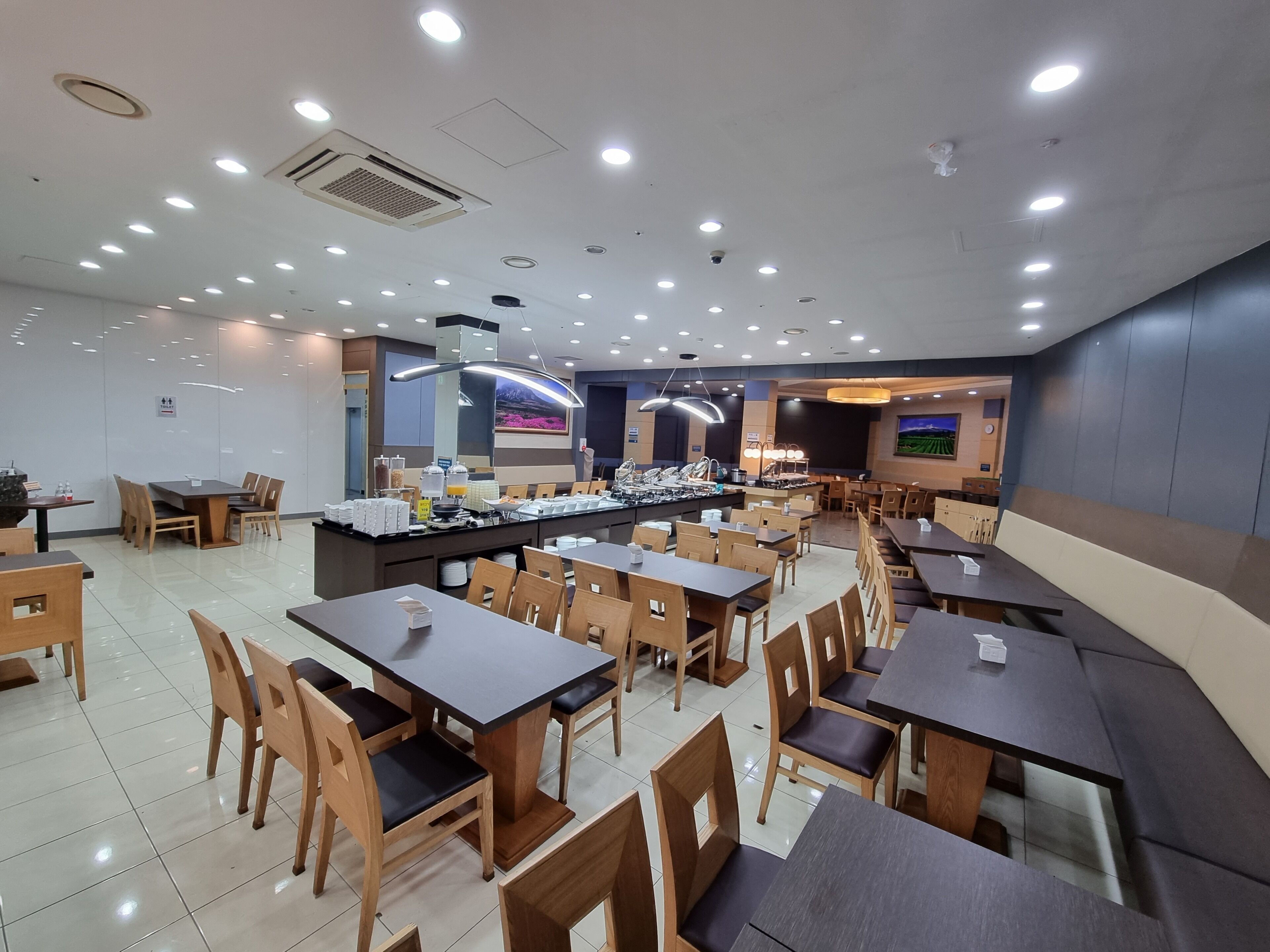 Aewol Beach Hotel