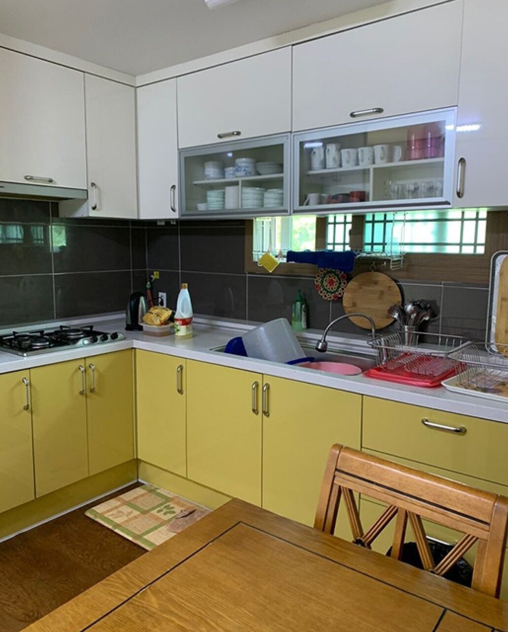 Aewol Neoreunmadang Unshared House