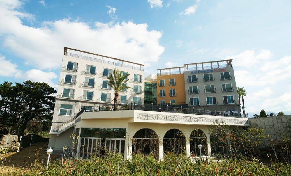 Ain People Hotel