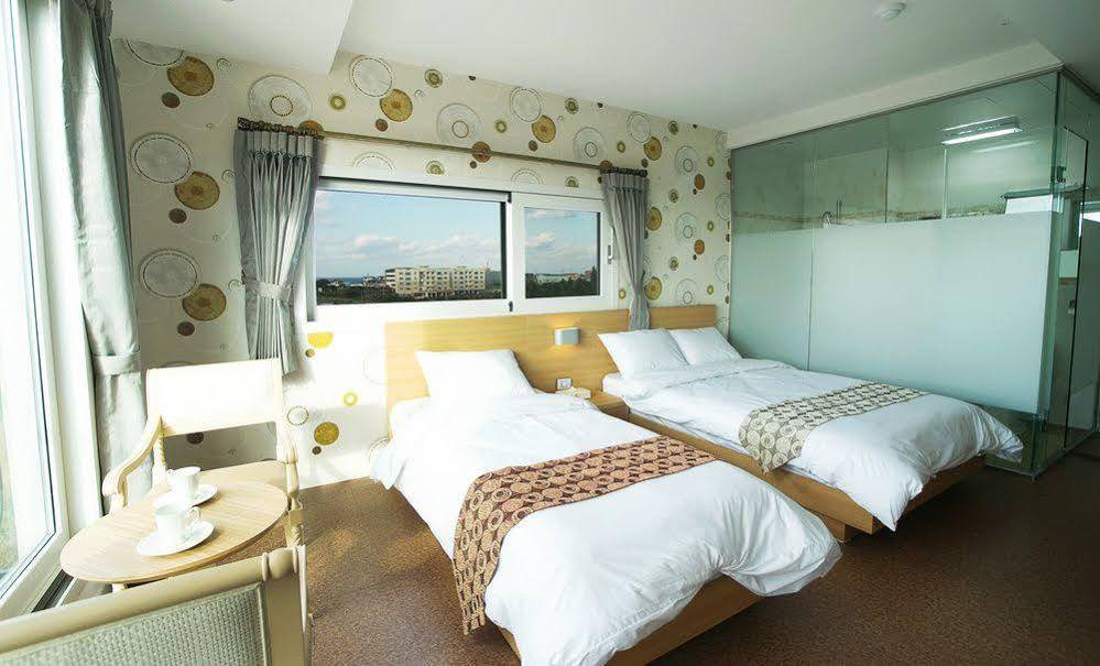 Ain People Hotel