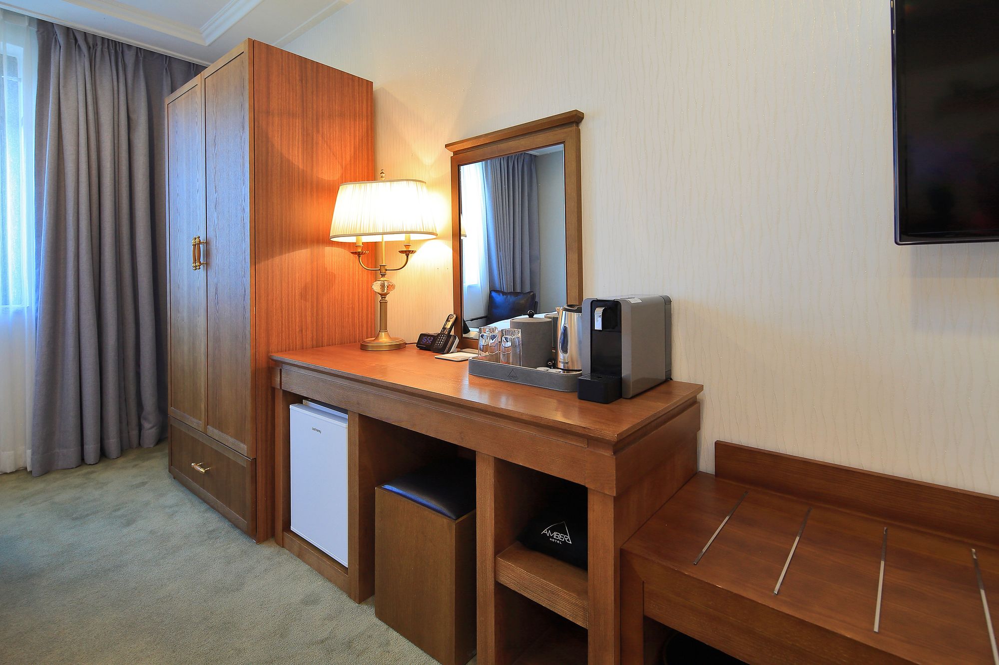 Amber Hotel Jeju