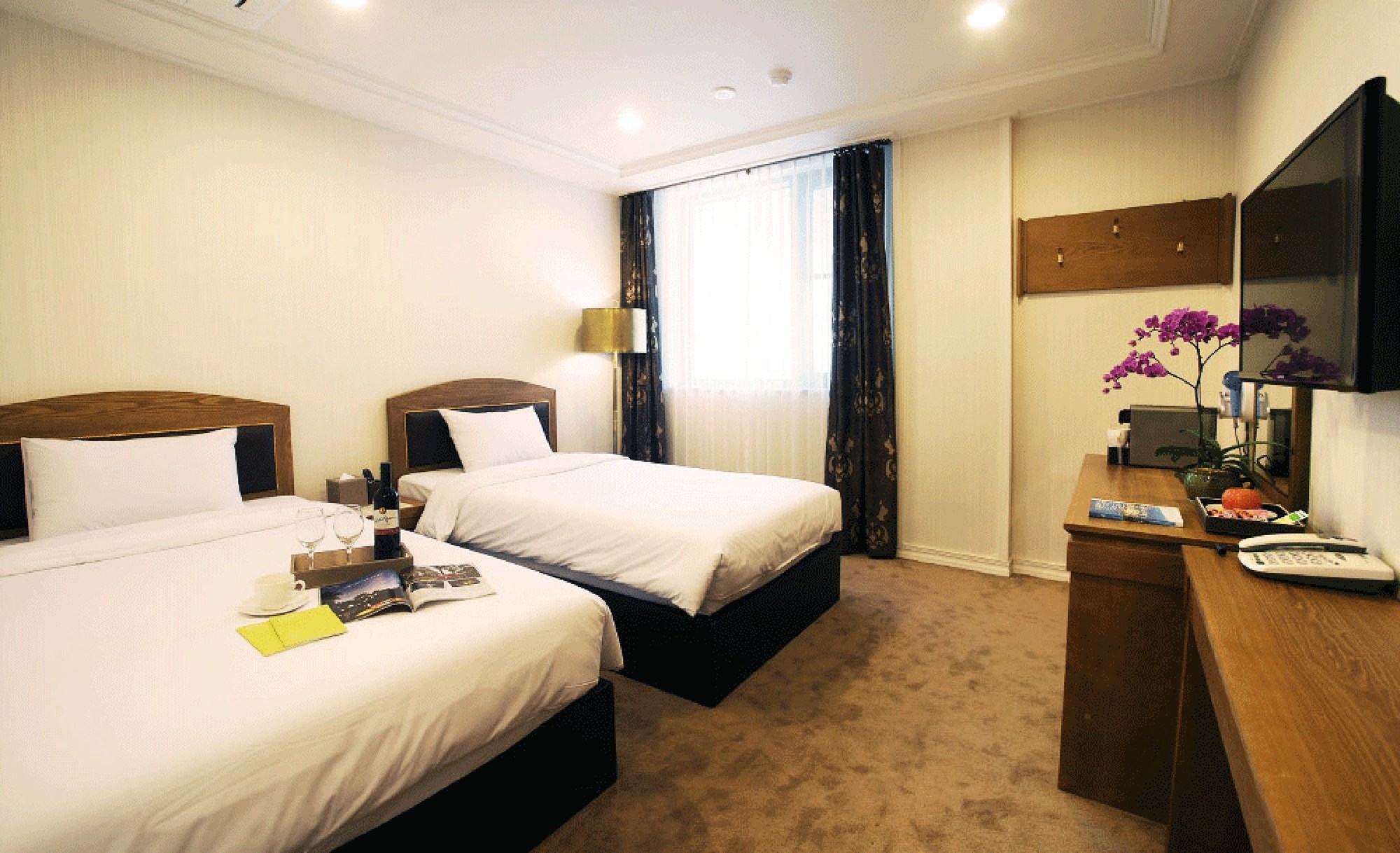 Amber Hotel Jeju