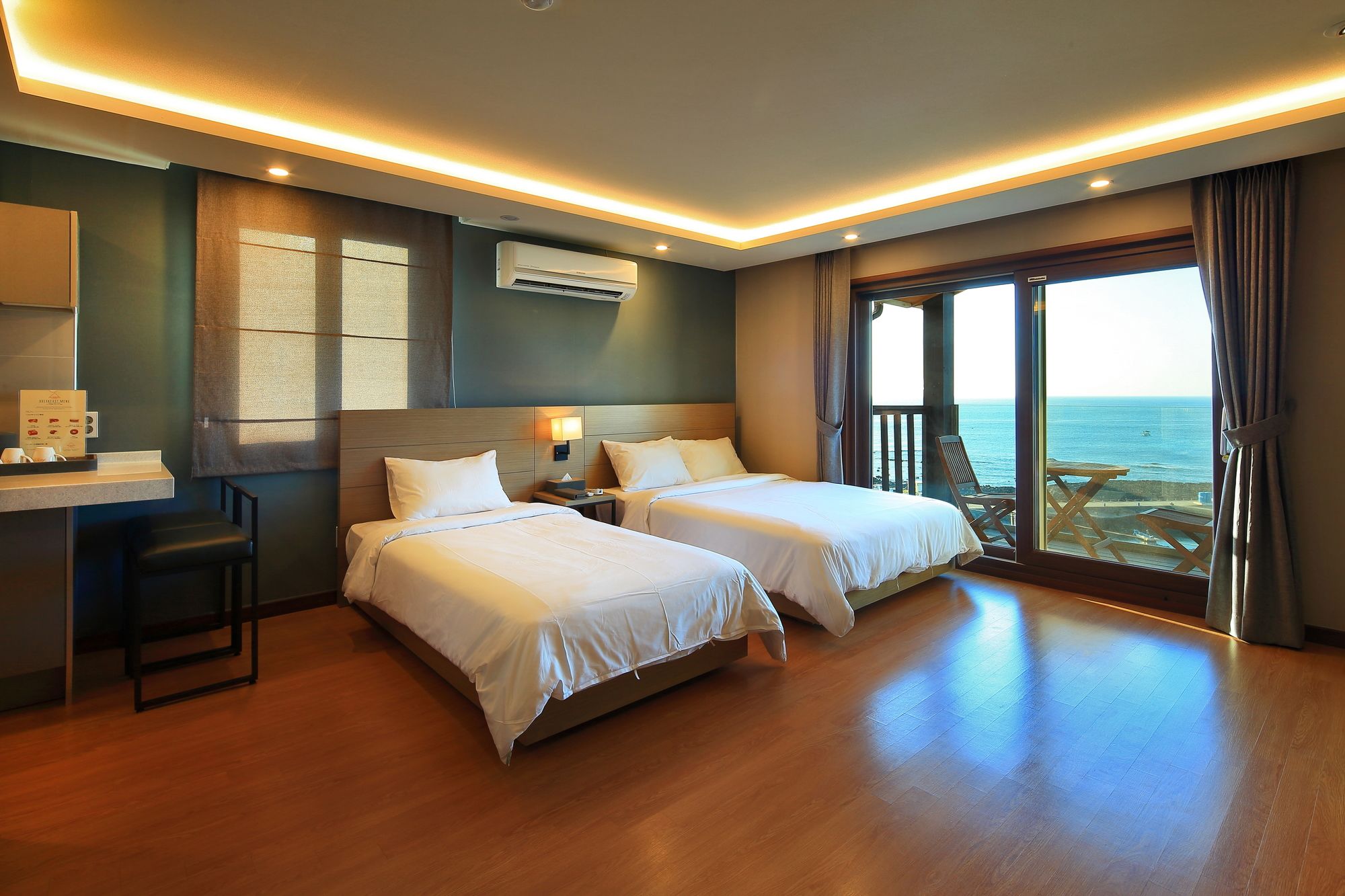 Amber House