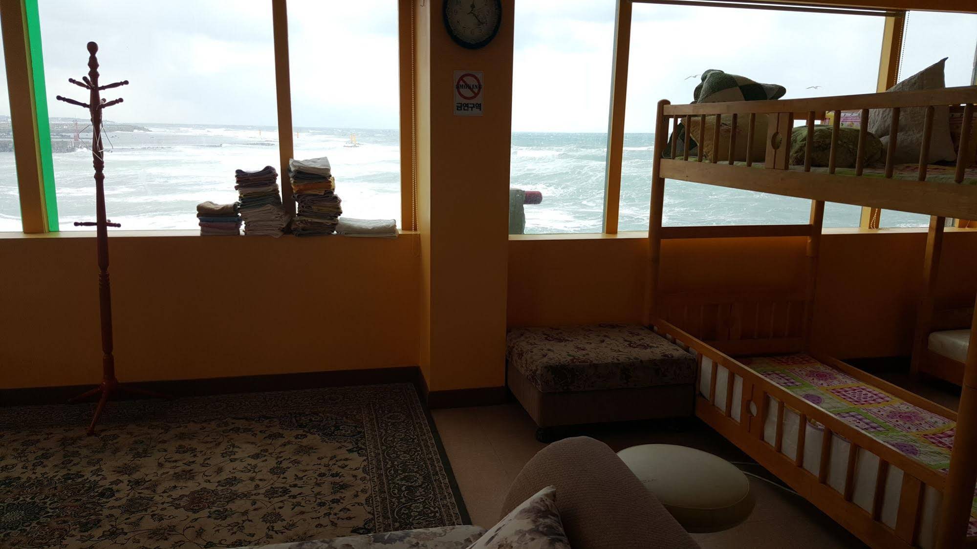 Ann Brunch Healing House - Hostel