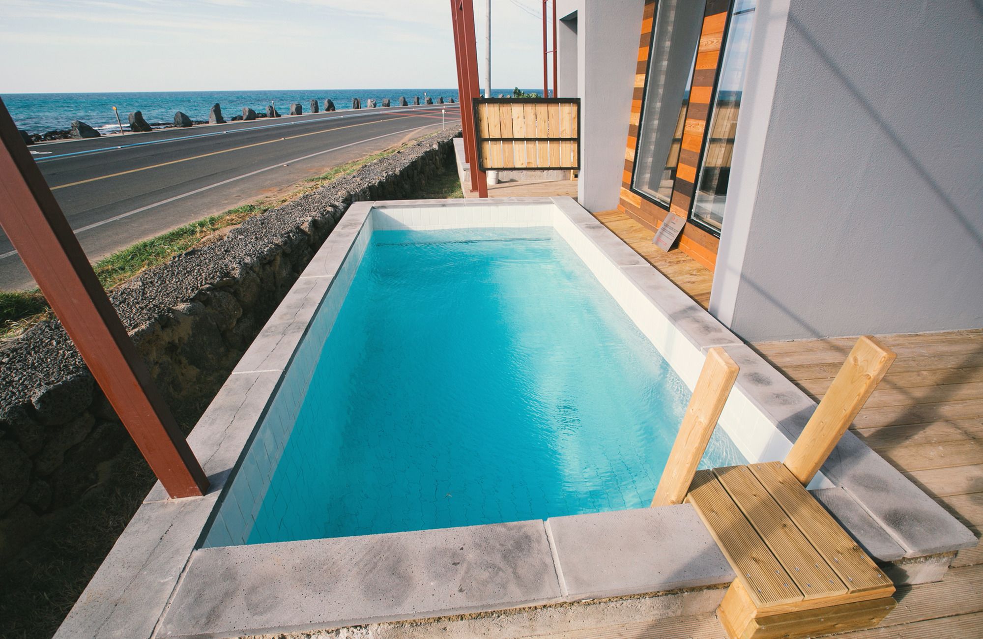 Aqua BEAutique