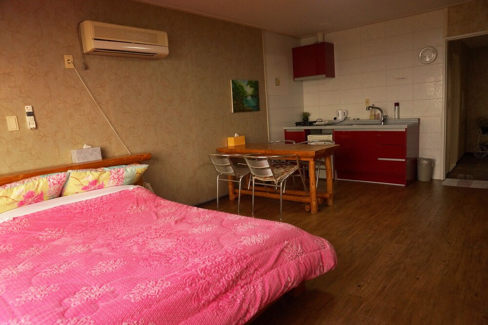 Aristocat Pension