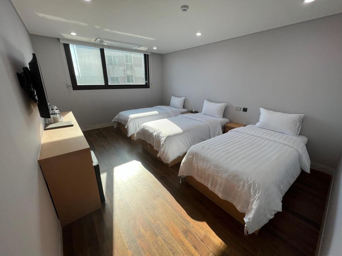 Aroomi Hotel Hyupjae