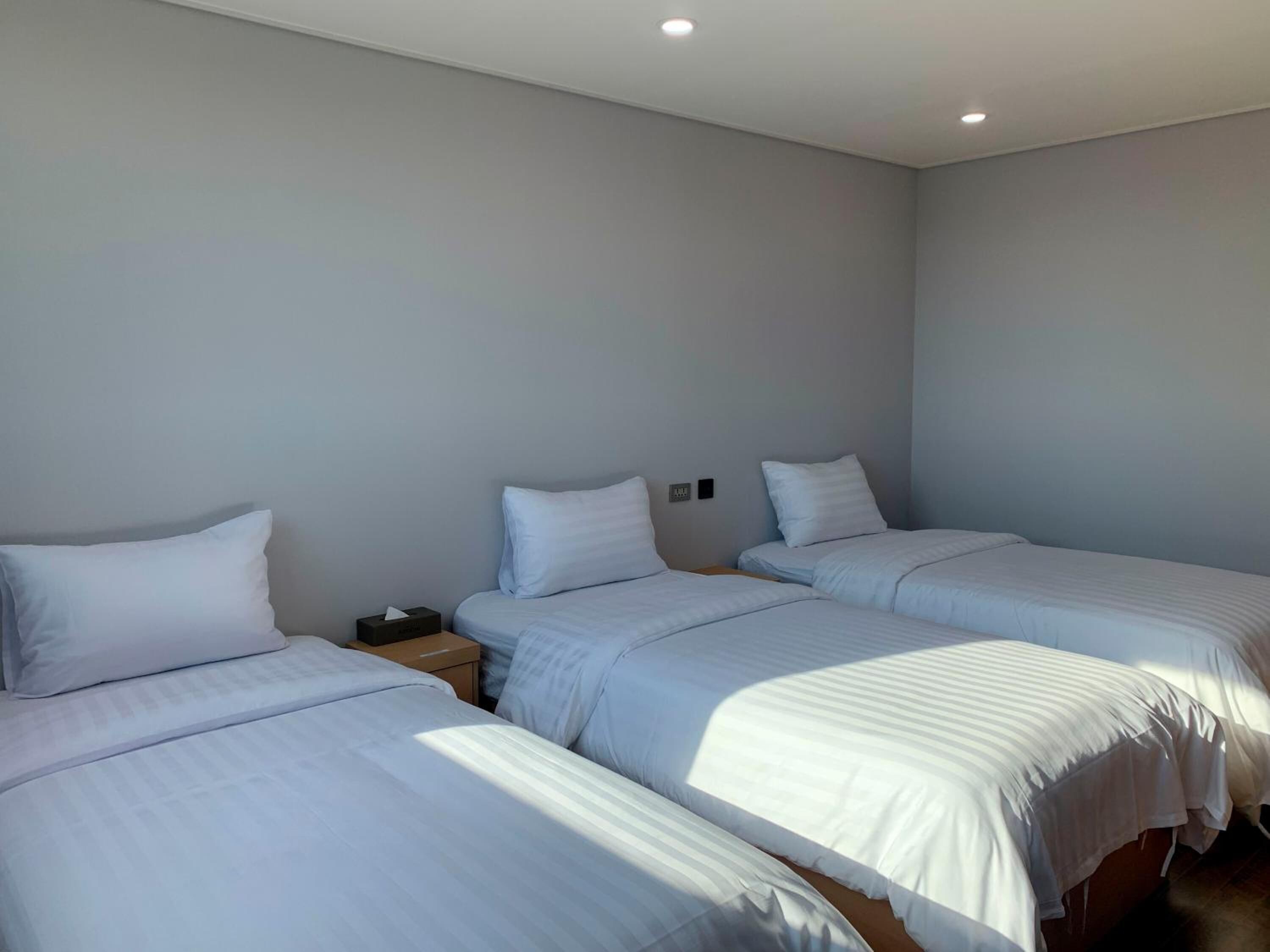 Aroomi Hotel Hyupjae