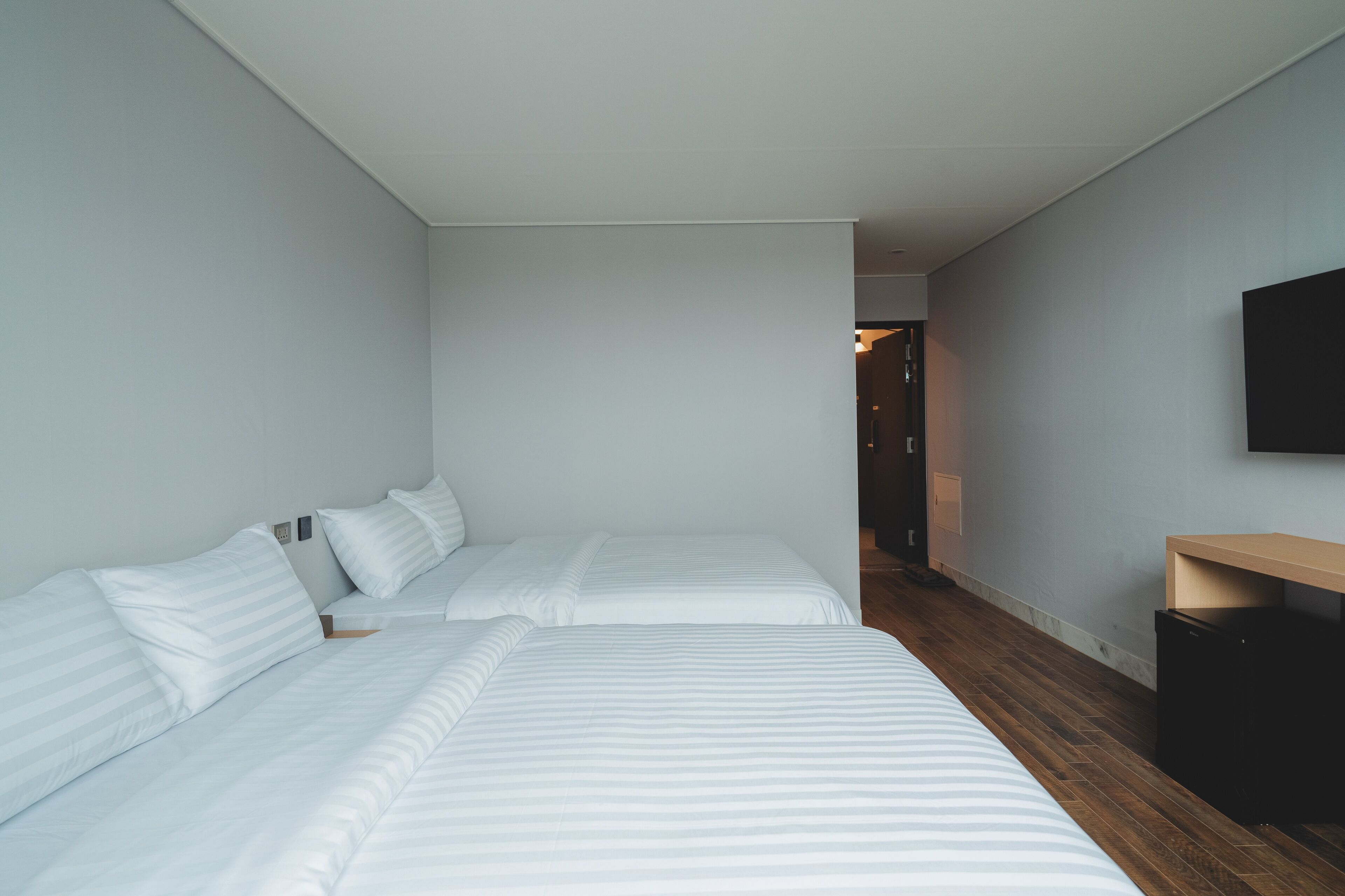 Aroomi Hotel Hyupjae