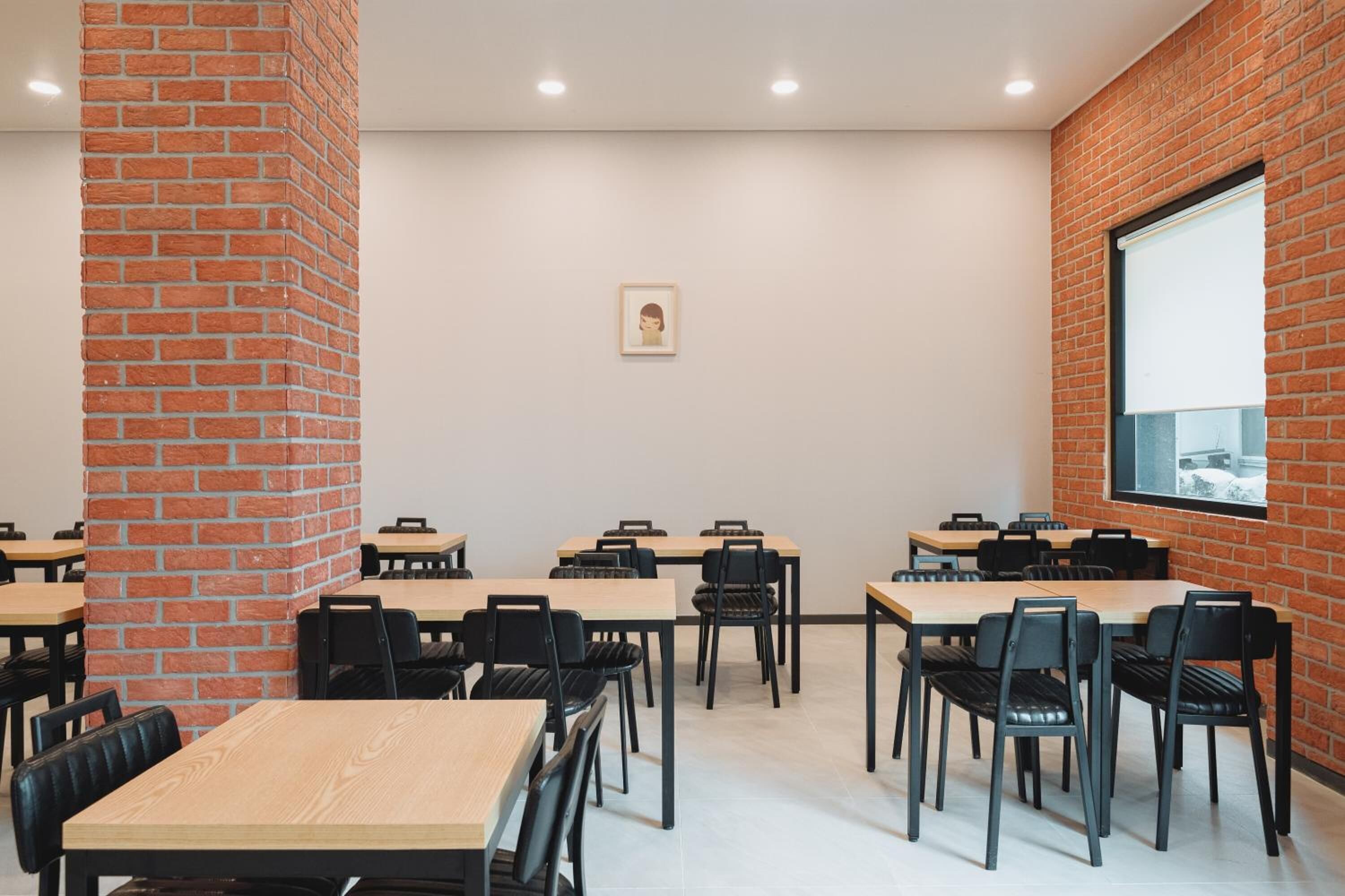 Aroomi Hotel Hyupjae