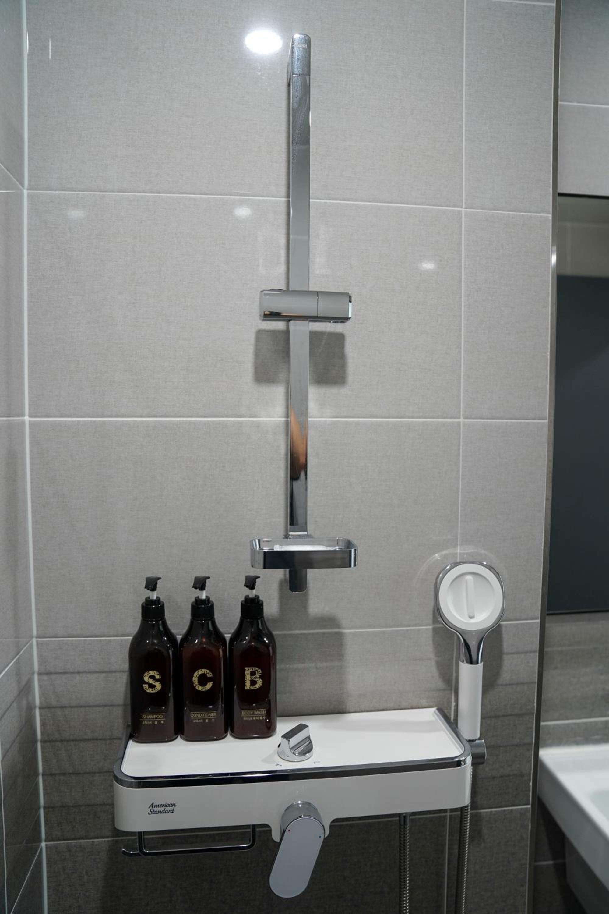 Aroomi Hotel Hyupjae