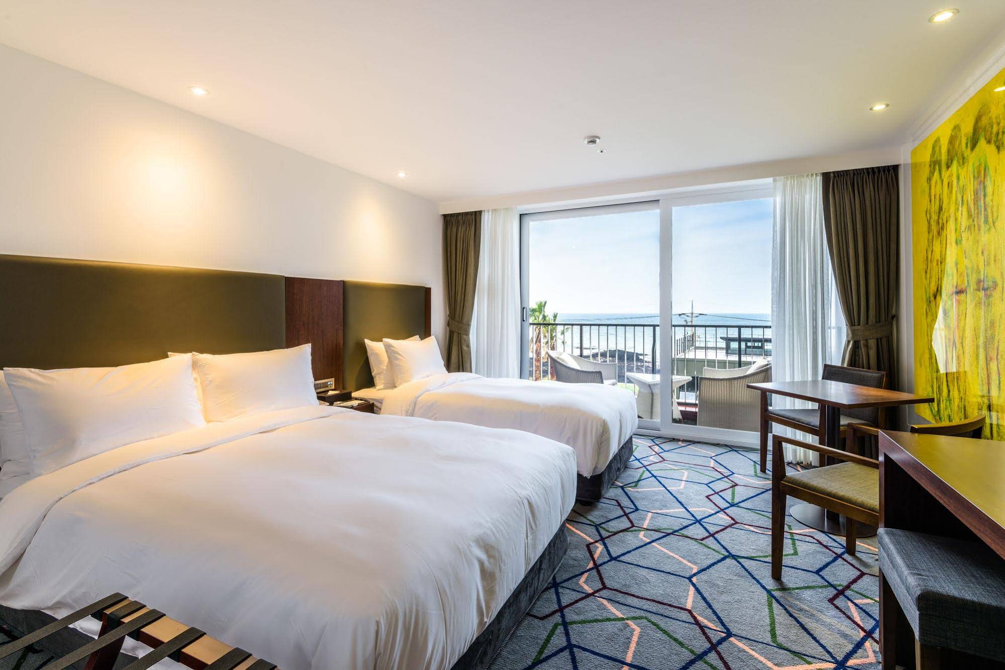 Augila Hotel Jeju Oceano Suites