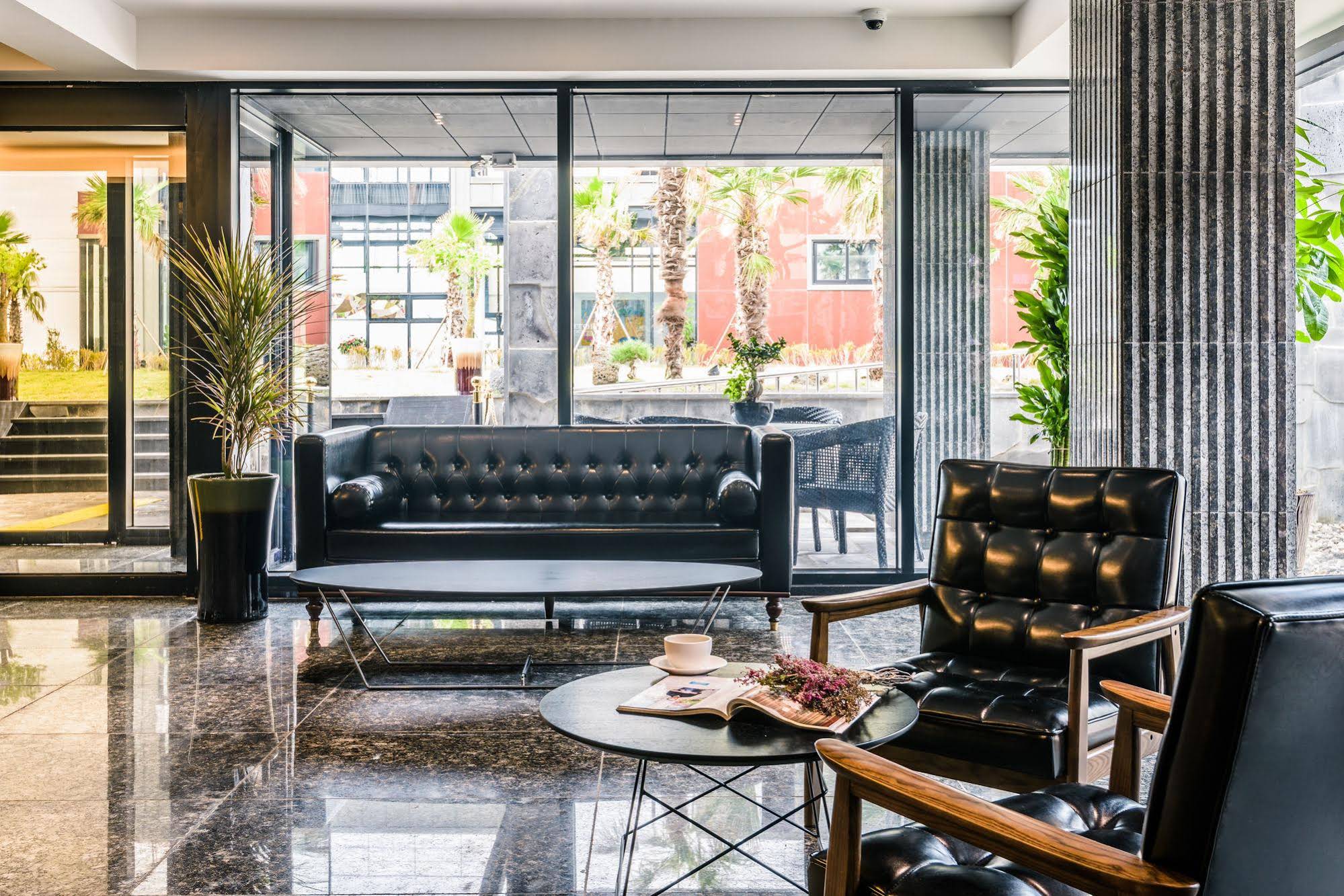 Augila Hotel Jeju Oceano Suites