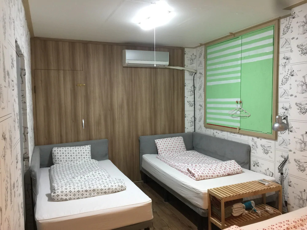 Backpackers in Jeju City Center