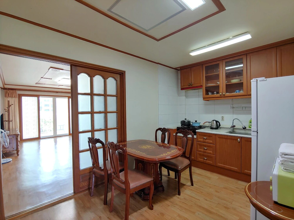 Baengnokdam Pension