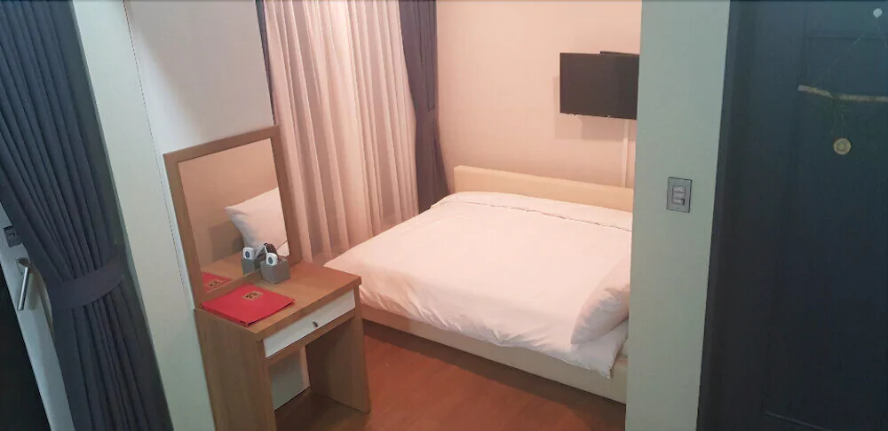 Batdol Guesthouse-Hostel