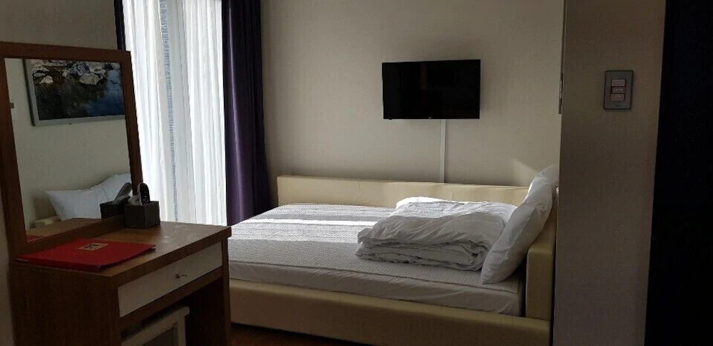 Batdol Guesthouse-Hostel