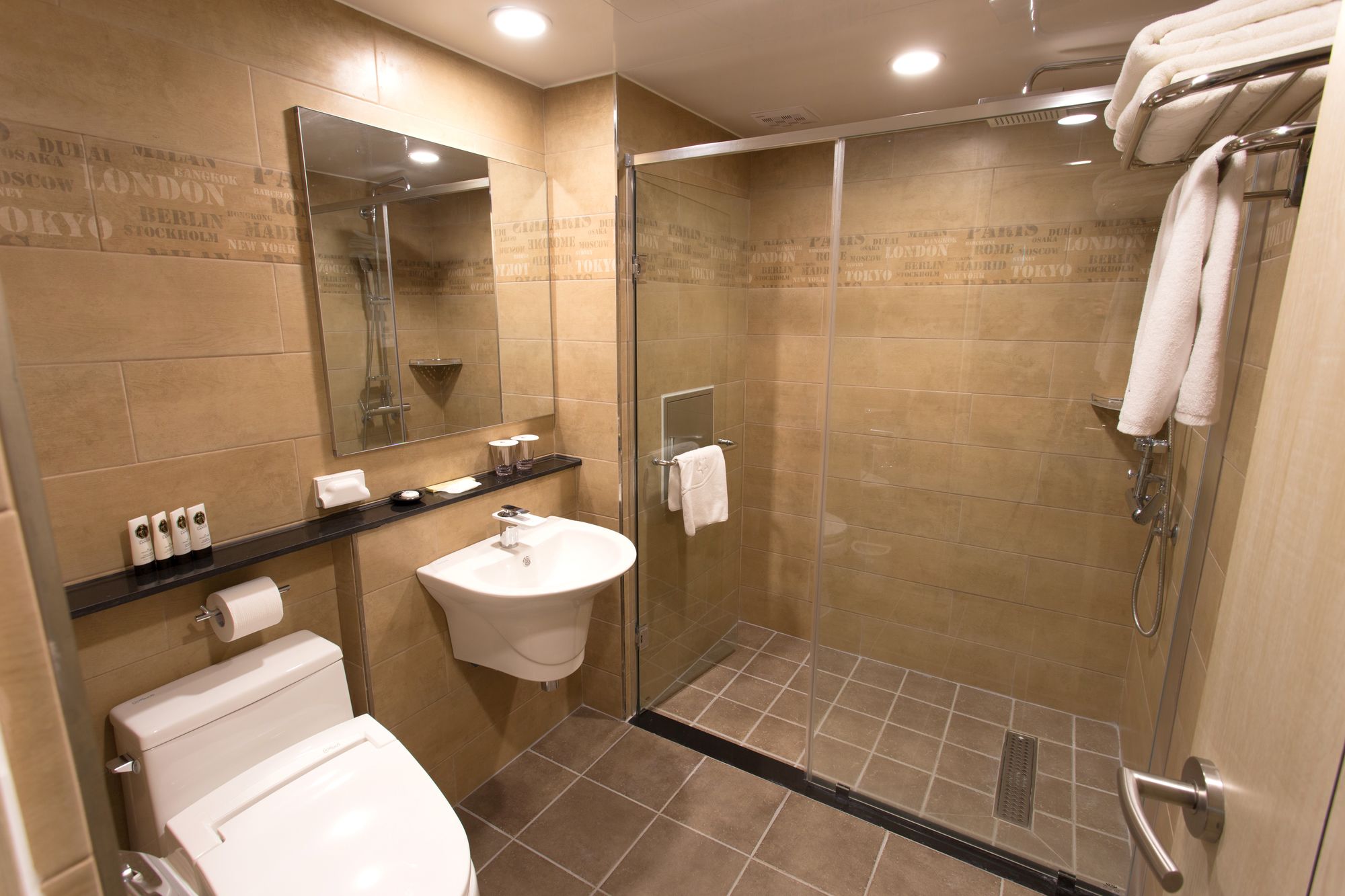 Benikea I Jin Hotel