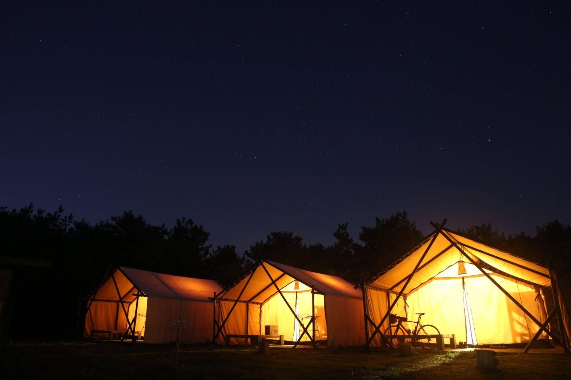 Blue Night Glamping House in Udo - Caravan Park