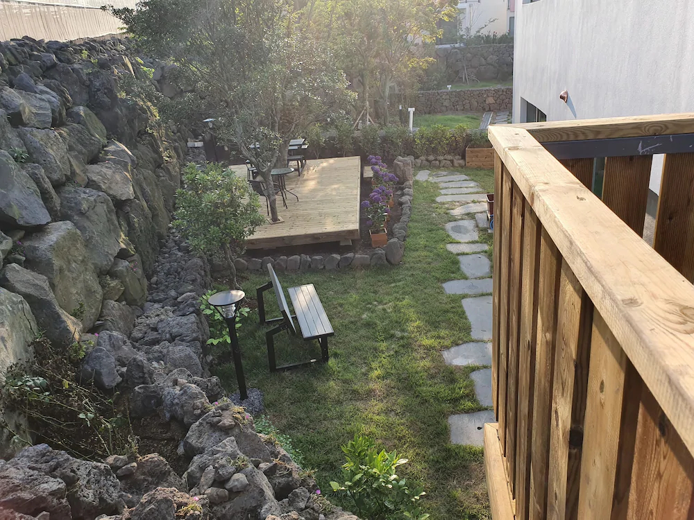 Bombom Guesthouse