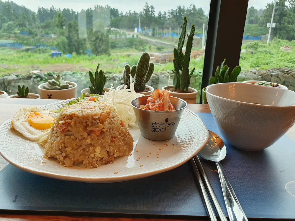 Bombom Guesthouse