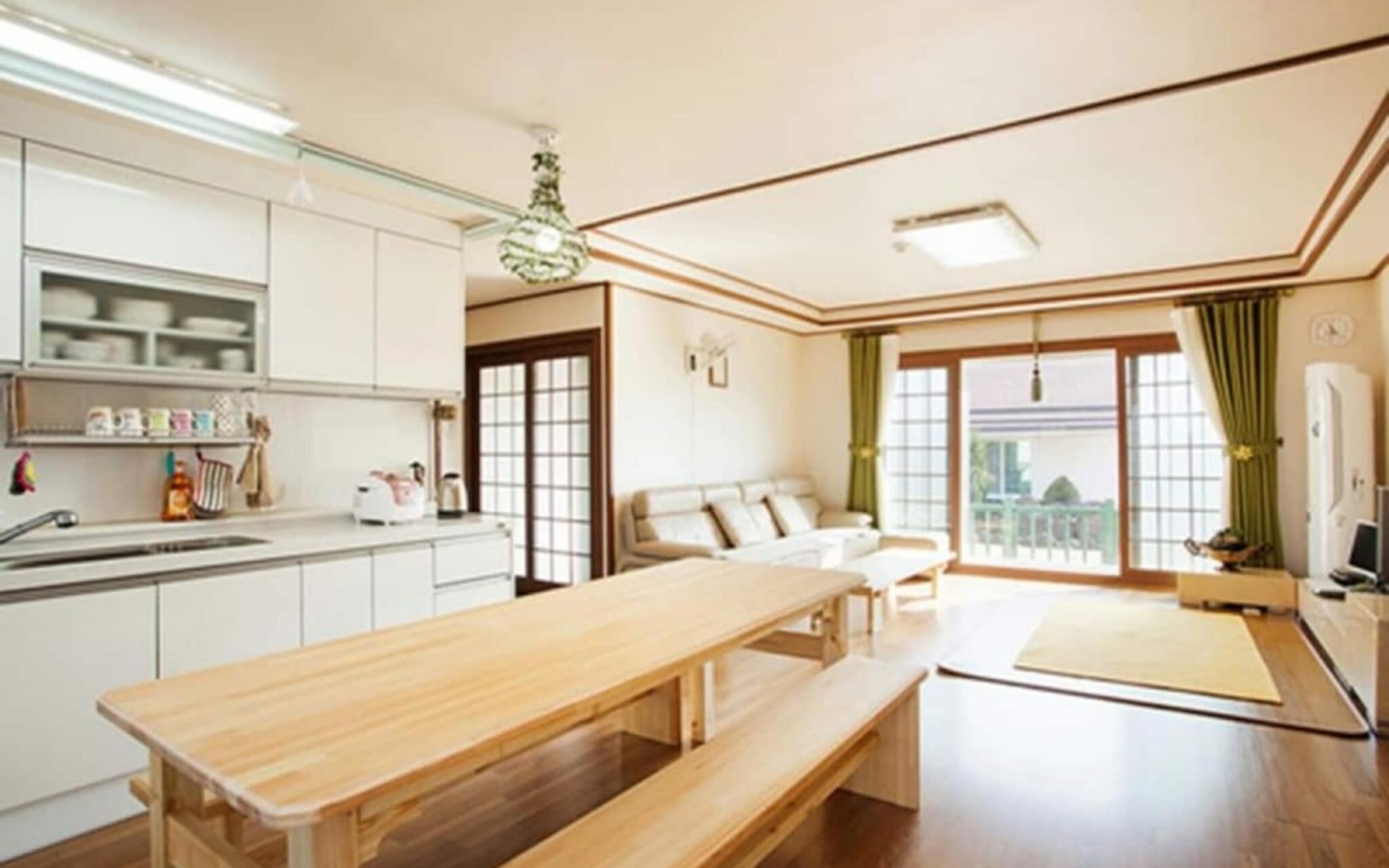 Casa Linda Guesthouse