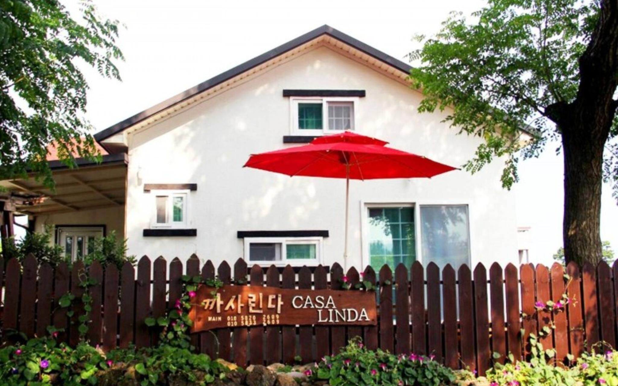 Casa Linda Guesthouse