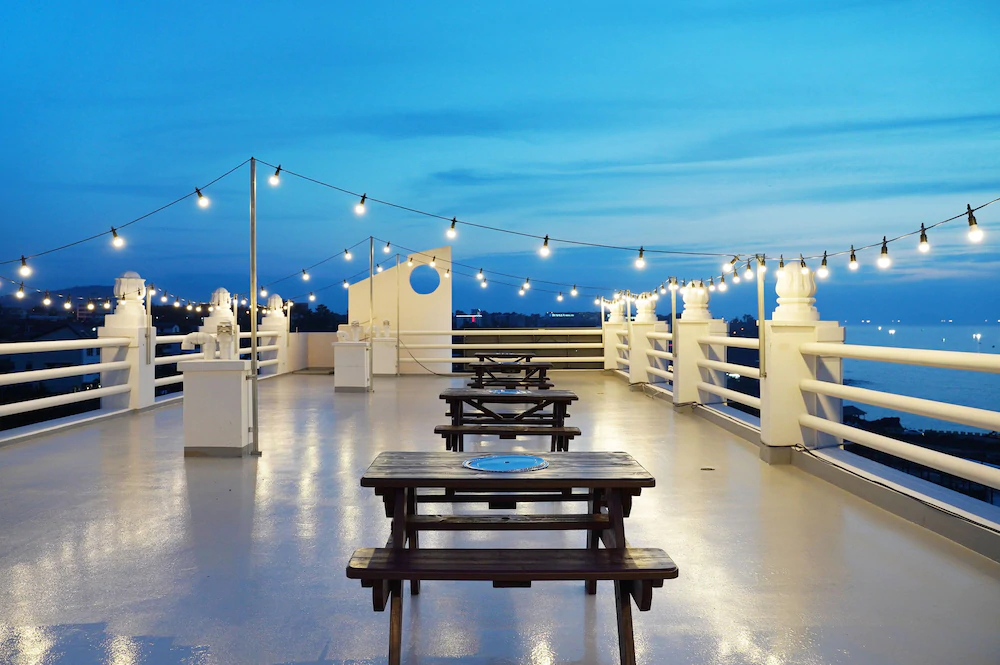 Cocoon Hotel