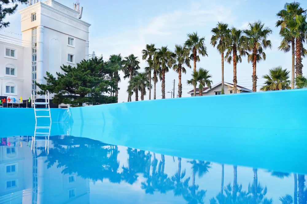 Cocoon Hotel