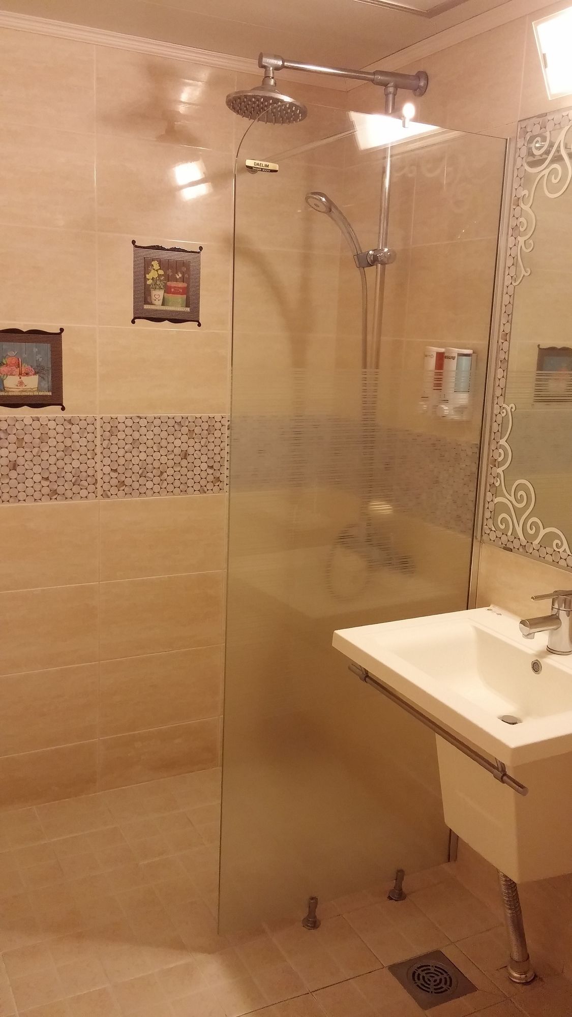 December Hotel