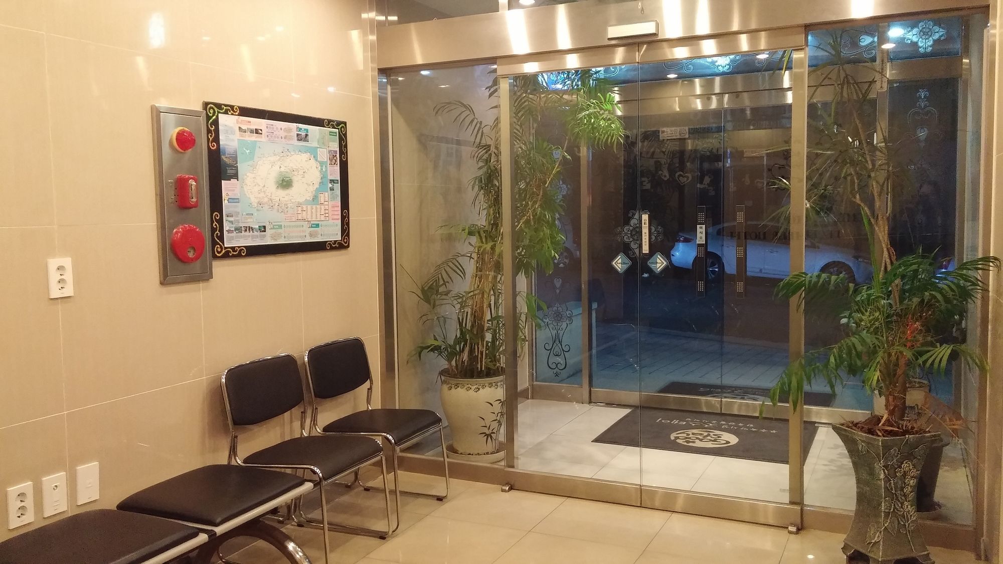December Hotel