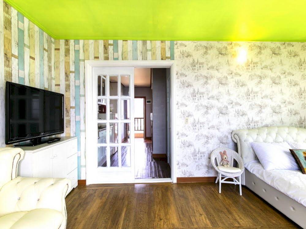 Degabeach Pension